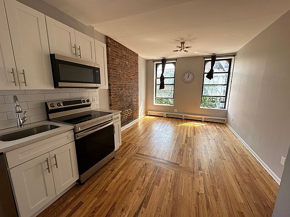 4th image of 2847 Frederick Douglass Blvd APT 2D
