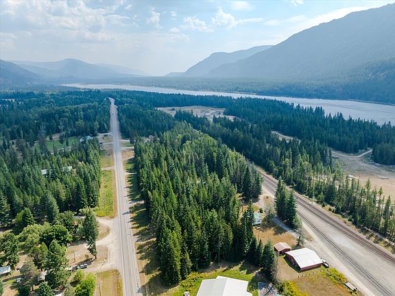 3rd image of 1224 State Highway 200