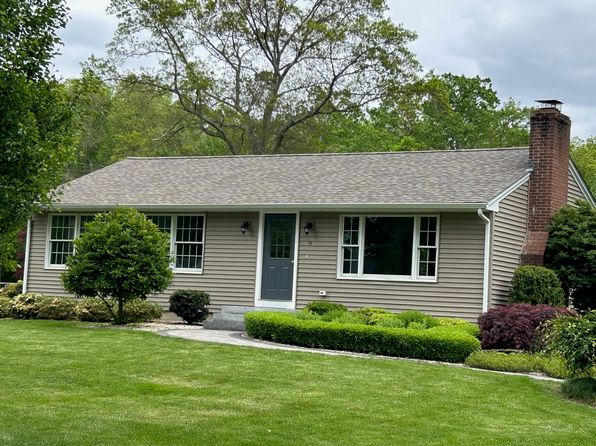 41 Melody Ln