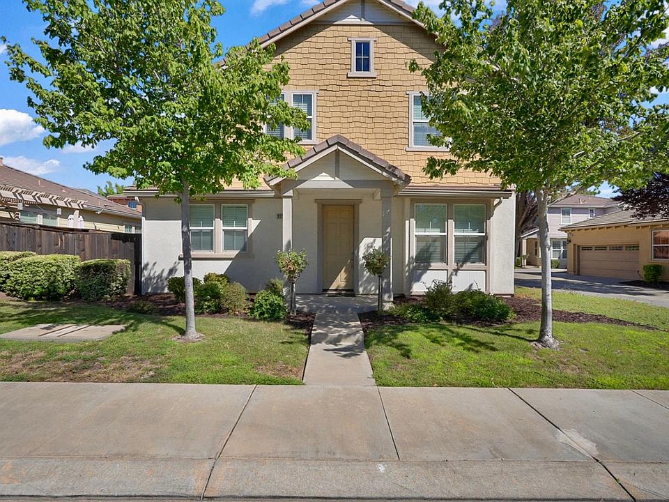 1st image of 9327 Vintner Cir