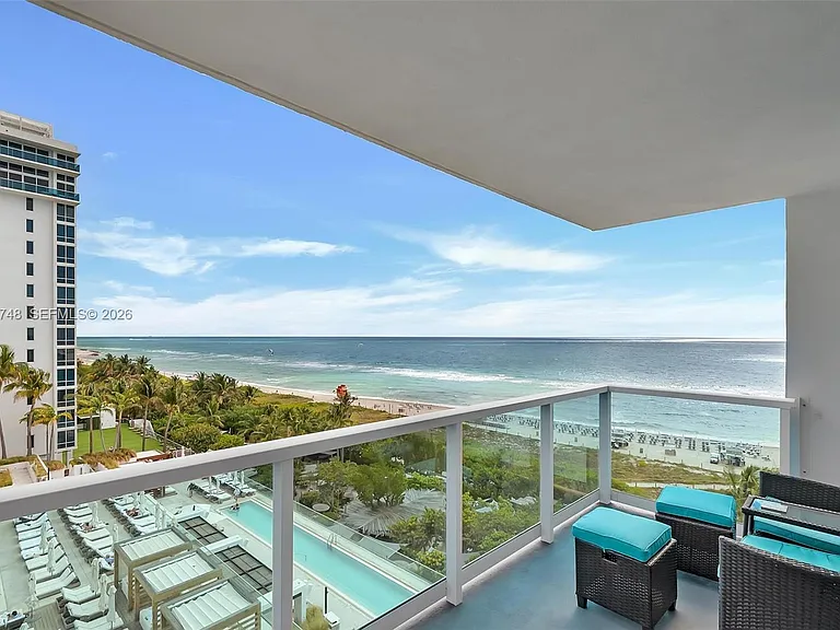2301 Collins Ave #810 — Photo 4