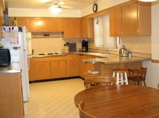 6333 W Byron St, Chicago, IL