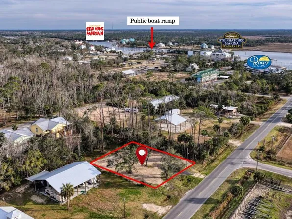 202 2nd St NW #0, Steinhatchee, FL 32359