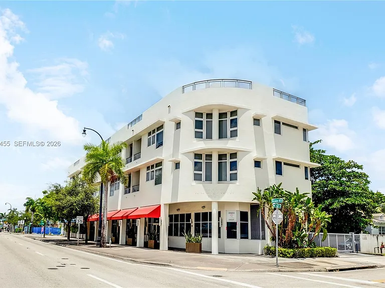 6701 Biscayne Blvd #305 — Photo 13