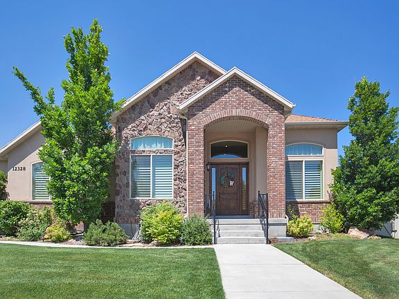2nd image of 12328 S Emery Forest Ct