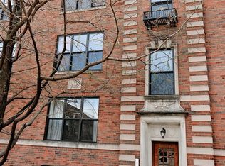 1963 W Cullom Ave #1, Chicago, IL 60613