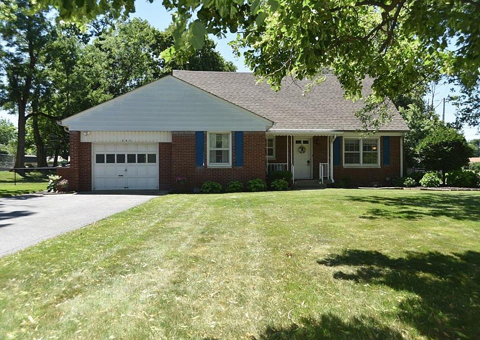 1st image of 241 Woodhill Dr