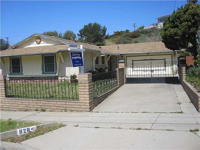 1st image of 828 Halecrest Dr