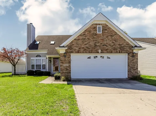 9240 Crossing Dr, Fishers, IN 46037