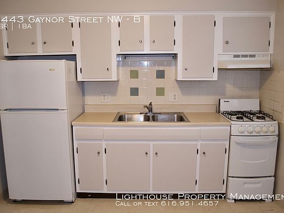 3rd image of 2443 Gaynor Ave NW APT B