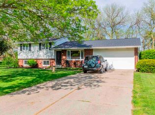 10107 Carriage Dr, Plymouth, IN