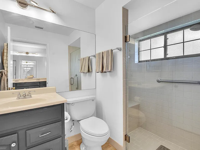 8099 Cassia Dr — Photo 27