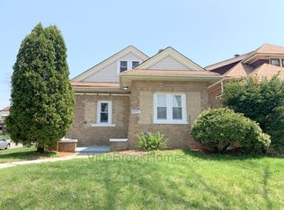 4076 N 15th St, Milwaukee, WI 53209