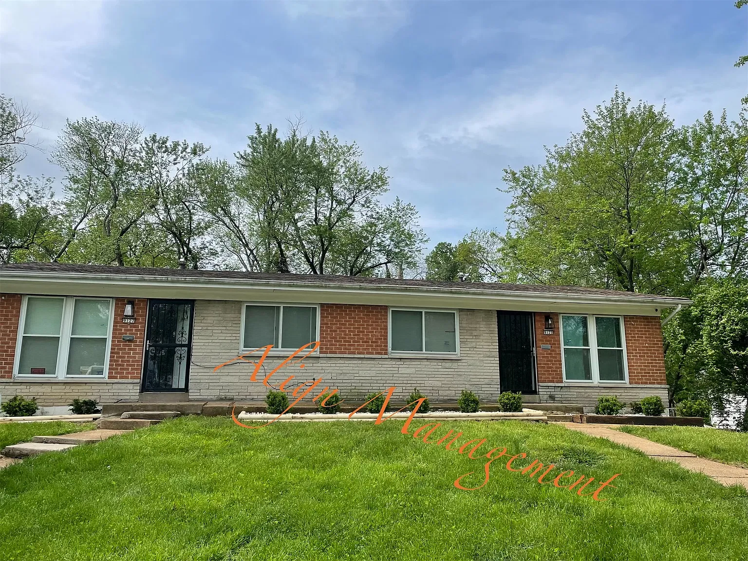 9127 Marymark Ln — Photo 1