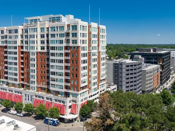 400 W North St APT 1518, Raleigh, NC 27603
