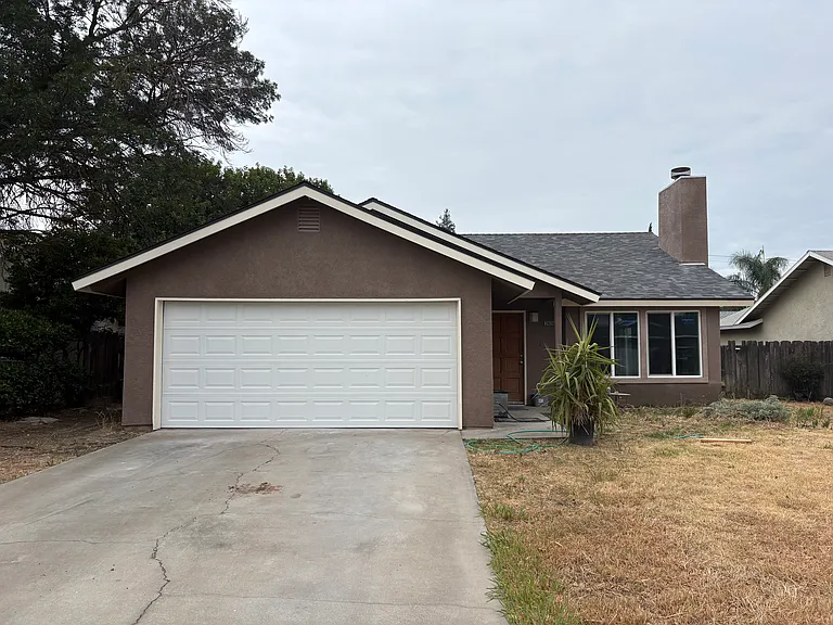 28260 Posey Ave — Photo 2