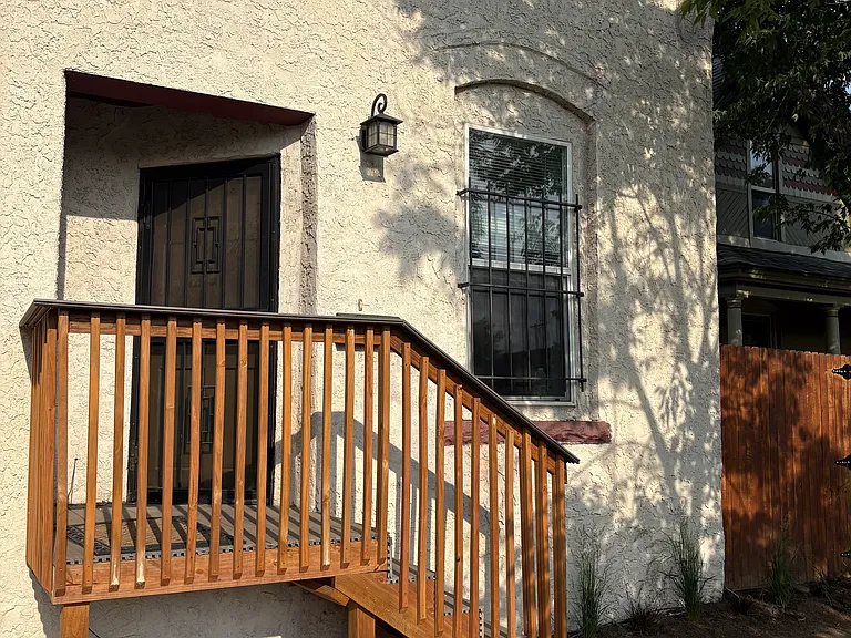 136 Inca St — Photo 1