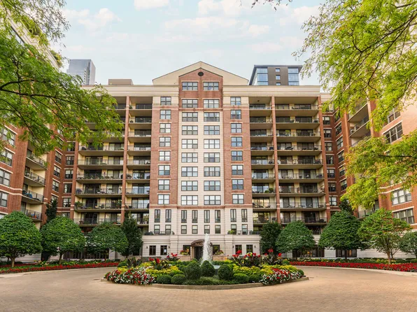 55 W Delaware Pl APT 1011, Chicago, IL 60610