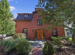 789 E Broadway, Boston, MA 02127