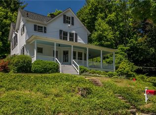 18 Mill River Rd, Chappaqua, NY 10514