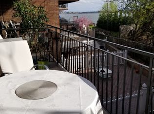 15431 Riverside Dr #A, Beechhurst, NY 11357