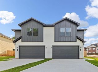 518 Clinton St #A, Conroe, TX 77301