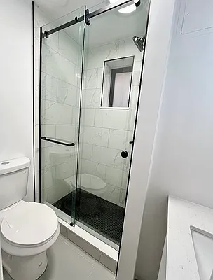 Rented by KNOCKKNOCK LLC | media 10