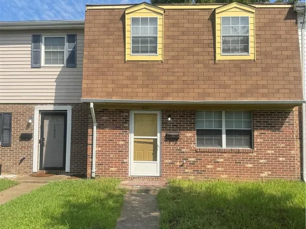 1857 Olde Buckingham Rd, Hampton, VA 23669