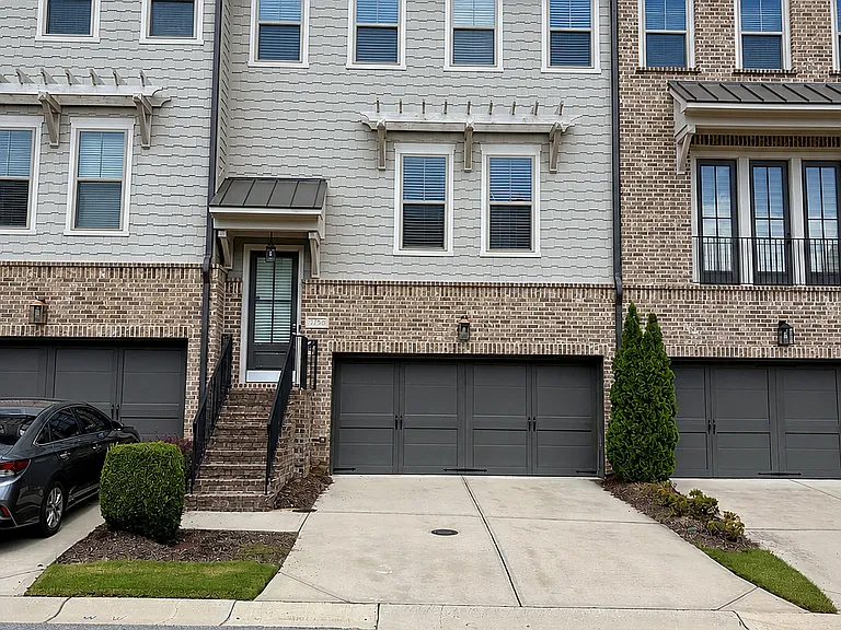 3756 Huger Pl SE — Photo 1