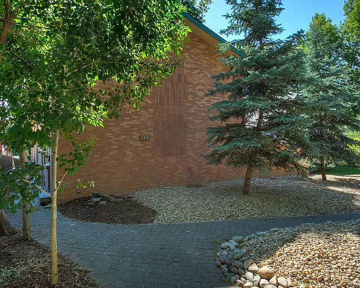 526 S Howes St — Photo 16