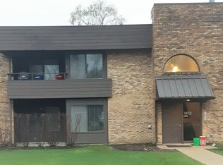1410 N Sterling Ave UNIT 101, Palatine, IL 60067