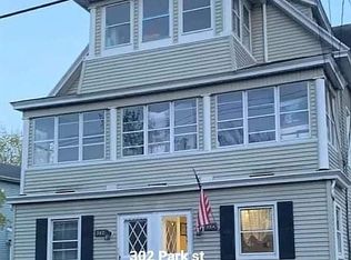 302 Park St, West Haven, CT 06516