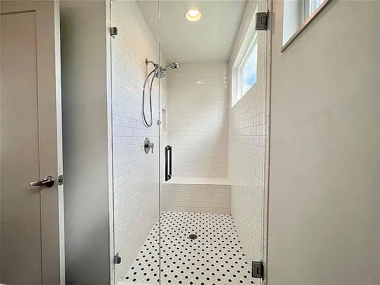 4601 Kitty Ave #B — Photo 9