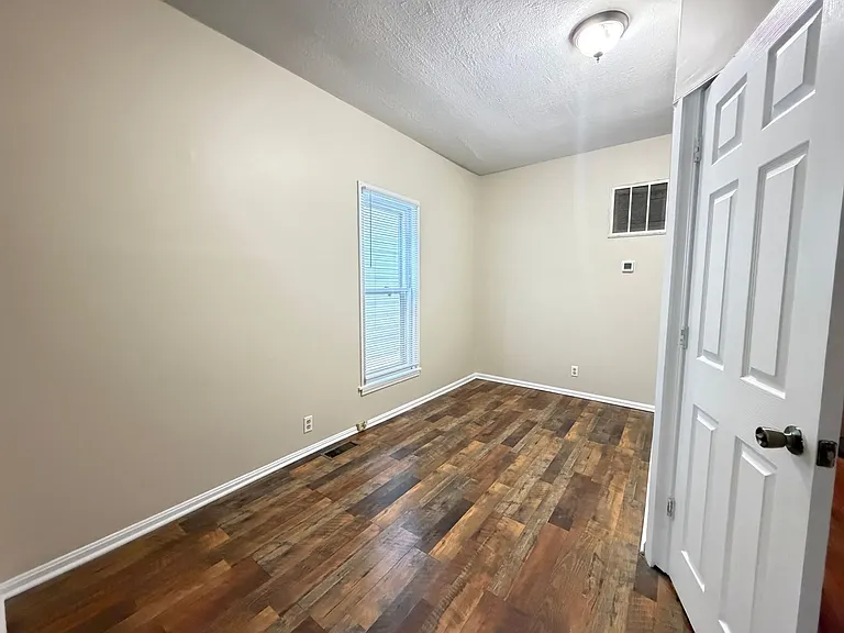 1411 Sale Ave — Photo 12