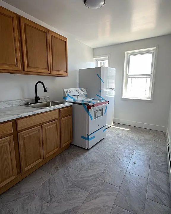 1215 Rosedale Ave #2A