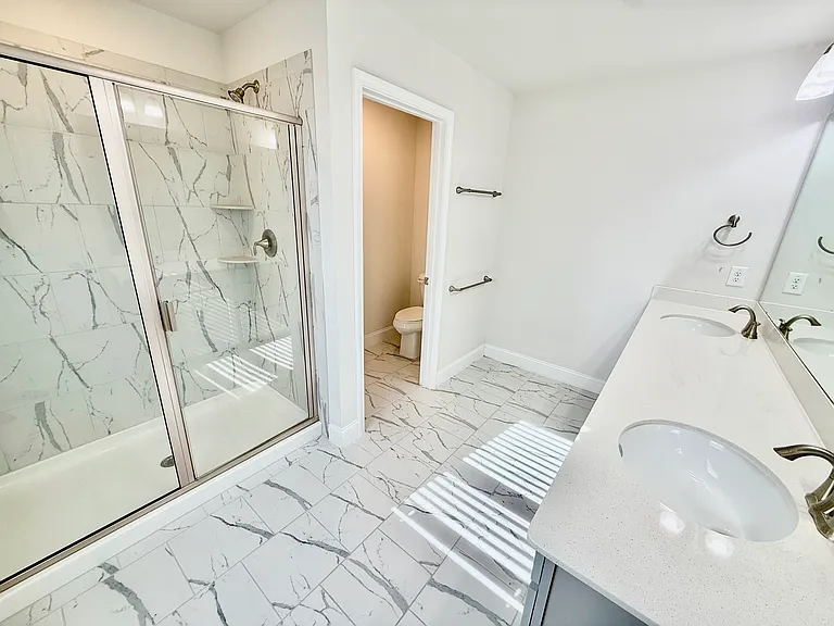 204 Stone River Dr — Photo 19