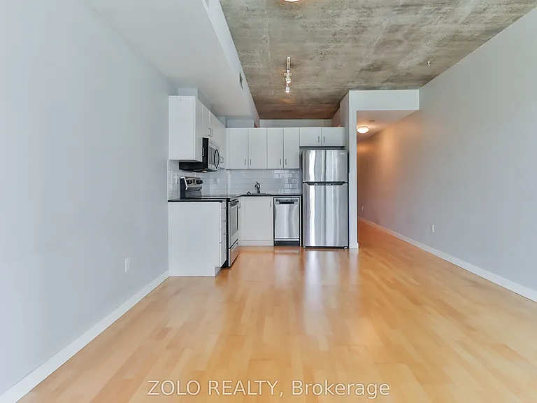 285 Mutual St #709 — Photo 13
