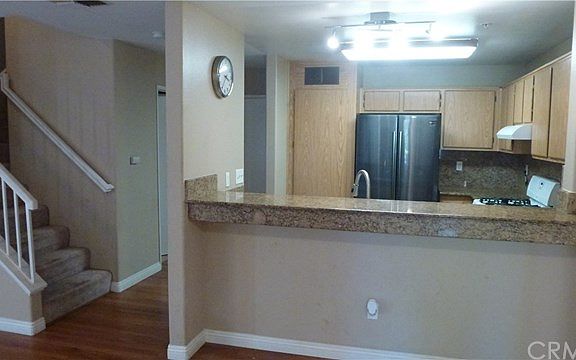 4th image of 1020 Harbor Heights Dr Unit D
