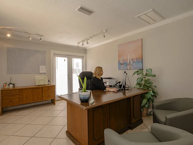 Seaside Villas Apartments — Photo 12