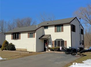 820 Beach Rd, Angola, NY 14006