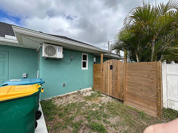 5th image of 7546 Ebro Rd