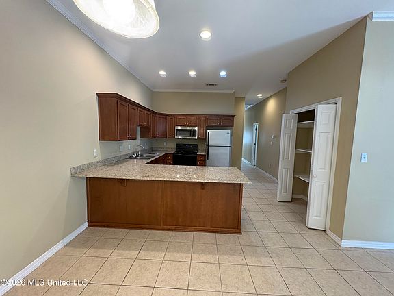 5th image of 120 Earle Taylor Ln