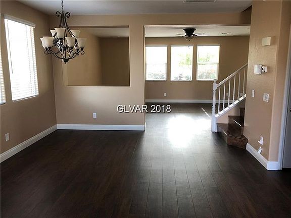 4th image of 533 Caribbean Palm Dr