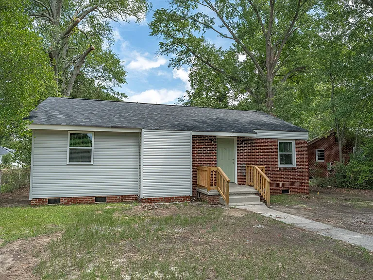 9 Ansley Ct — Photo 2