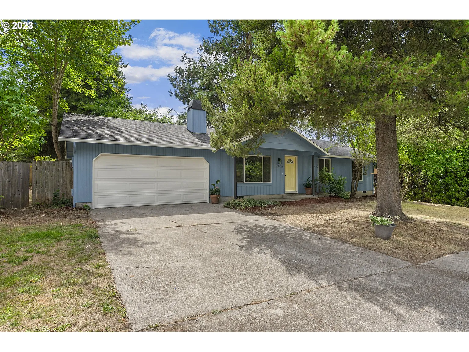 15840 SW Sunset Ct photo 1