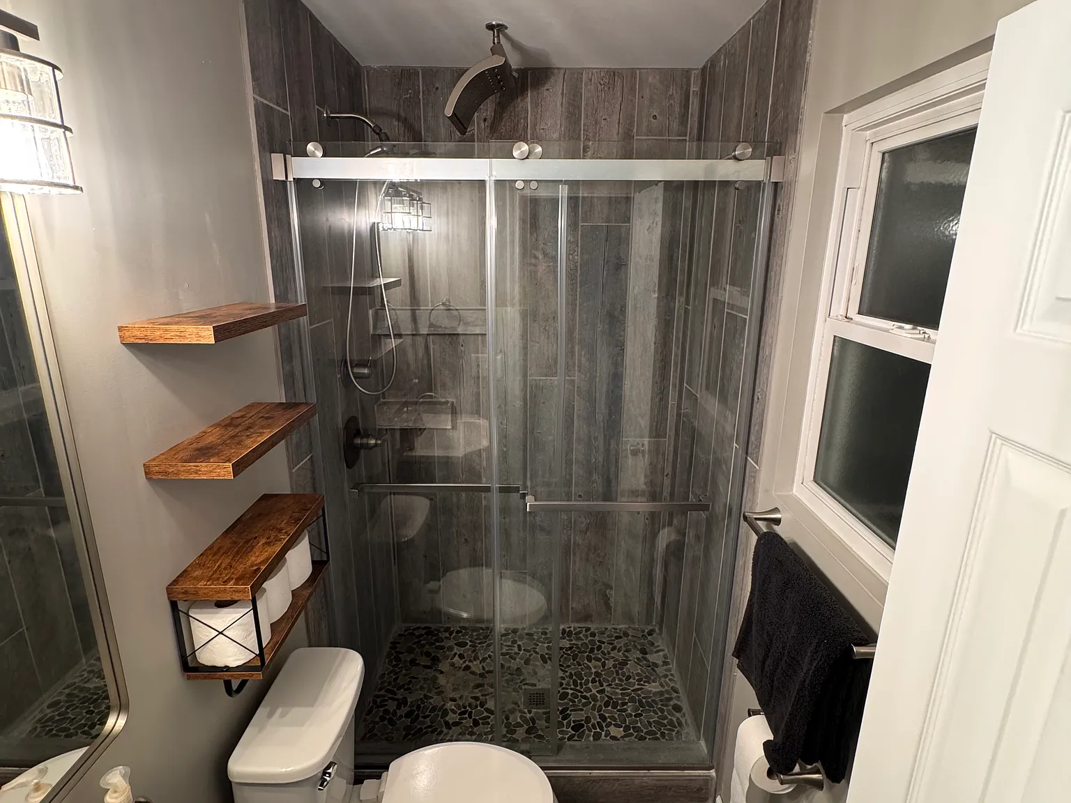3 bed, 1825 sqft, $2,495 — Photo 2