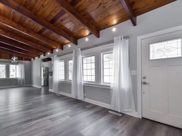 702 Hammerschmidt Ave, Lombard, IL 60148