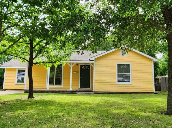 1028 Coit St, Denton, TX 76201