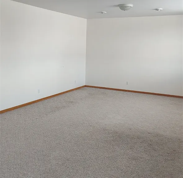 116 S Genesee St #10 — Photo 6