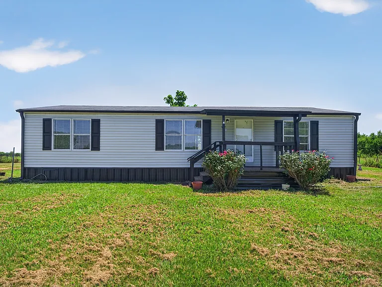 875 W Farm Road 71 — Photo 12